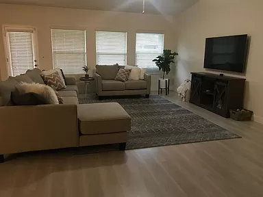 5 beds luxury house