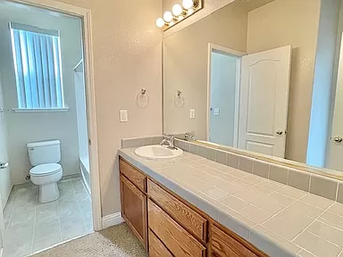Brand New 1 Bedroom Apartment In First Class Location
