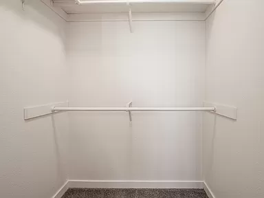 Walnut Park Apartment