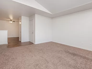 Walnut Park Apartment